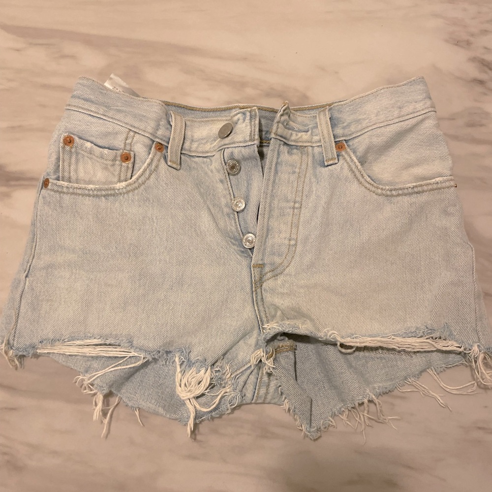 Levi’s Jean shorts size 25
